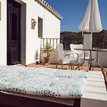 Pensjonat Casa Colina 3*