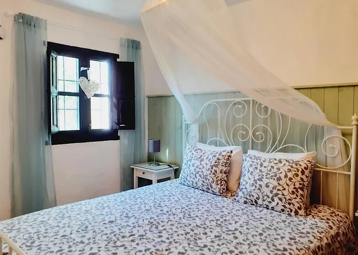 Casa Colina 3*