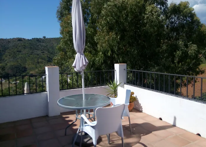 Casa Colina 3*