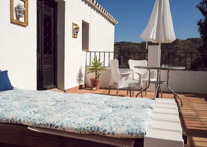 Pensjonat Casa Colina 3*